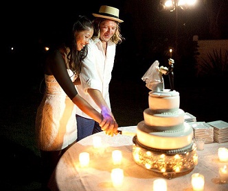 همه آنچه قبل از سفارش کیک عروسی باید بدانید